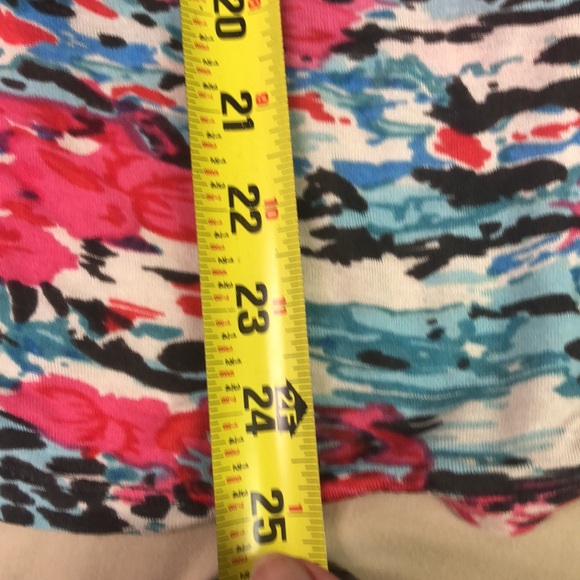 Fire cotton blend, stretchy, low-cut, floral, print, great over cami, some wear - Picture 4 of 4